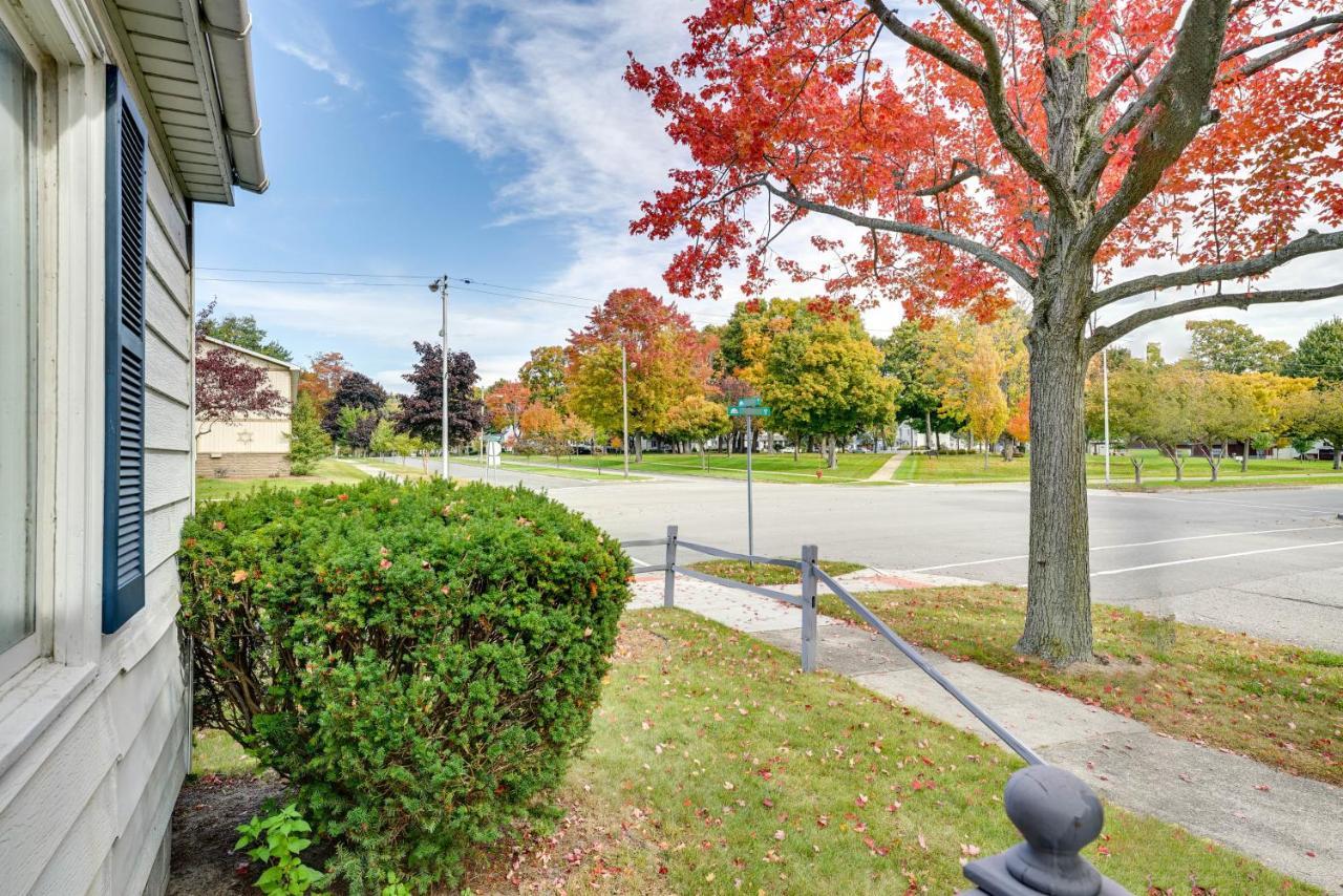 Ludington Vacation Rental - Walk To Lake Michigan! المظهر الخارجي الصورة